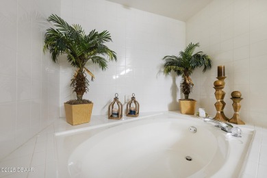 AN AMAZING OPPORTUNITY FOR INVESTORS. The unit directly below