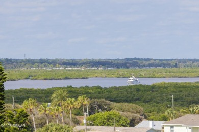 AN AMAZING OPPORTUNITY FOR INVESTORS. The unit directly below