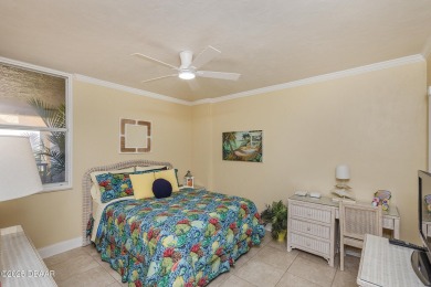 AN AMAZING OPPORTUNITY FOR INVESTORS. The unit directly below