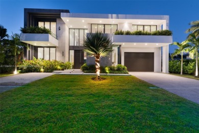 Your brand-new tropical modern home awaits in Golden Isles