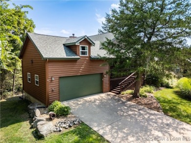 What a GEM!! This is a rarity to find in Old Kinderhook, with