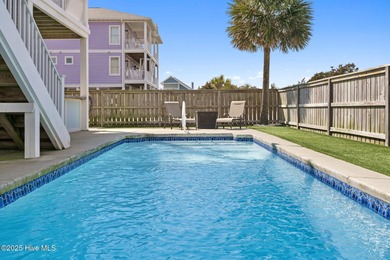 **Paradise Awaits!** Discover breathtaking ocean and