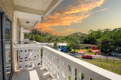 Spacious 2BD / 2BA condo in North Miami, very safe community