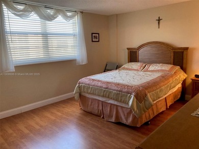 Nice complex East of US1 2 Bedrooms 2 full Bathrooms furnished