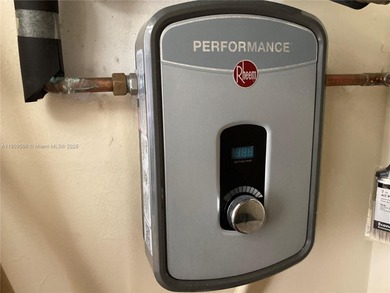 Nice complex East of US1 2 Bedrooms 2 full Bathrooms furnished