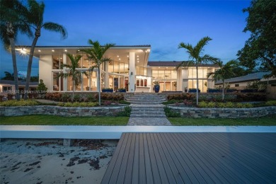 Welcome to 1925 Harbourview Drive, 100' on the Intracoastal