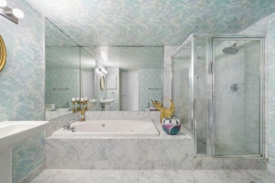 Calling all investors and renovators -- this oversized 2 bed, 3