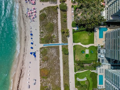 Calling all investors and renovators -- this oversized 2 bed, 3