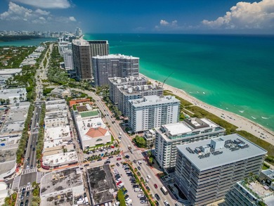 Calling all investors and renovators -- this oversized 2 bed, 3