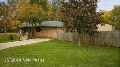 OPEN HOUSE! November 8th 1-3pm. Discover this spacious and