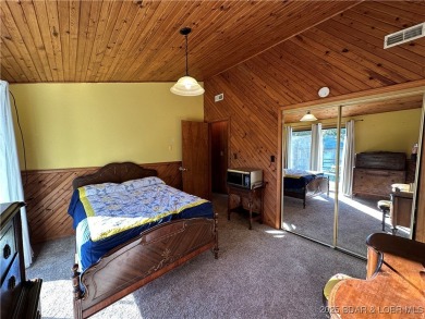 Charming 3 bed, 1.5 bath earth contact home on a quiet dead-end