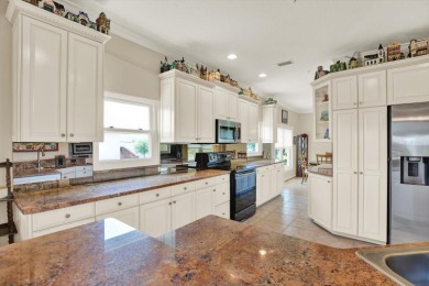 STUNNING 3BR/3BA END-UNIT TOWNHOUSE WITH OVERSIZED GARAGE &