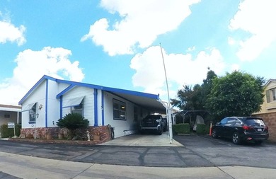 * 2 bedrooms plus Office room. Easy conversion to a 3rd bedroom