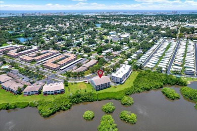 STUNNING 3BR/3BA END-UNIT TOWNHOUSE WITH OVERSIZED GARAGE &