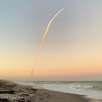 Direct Oceanfront, 2009-built condo w/ brand new roof in S Cocoa