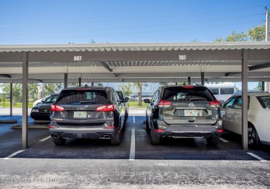 This 7th floor gated community offers breathtaking river views