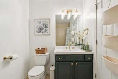 Bright, move-in ready 2BD/2BA loft in University Village with