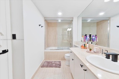 GREAT INVESTMENT OPPORTUNITY Stunning 4-bed, 3.5-bath corner