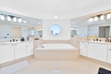 GREAT INVESTMENT OPPORTUNITY Stunning 4-bed, 3.5-bath corner