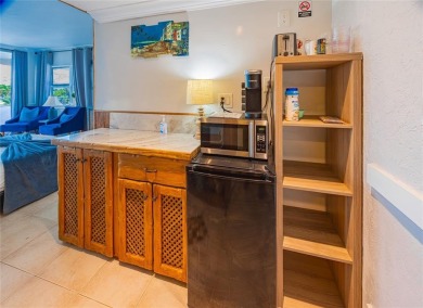 CONDO/HOTEL INVESTMENT OPPORTUNITY. CORNER STUDIO UNIT features