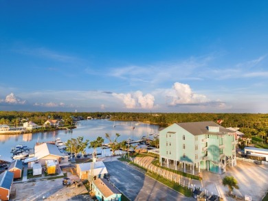 Welcome to your waterfront escape on the beautiful Steinhatchee