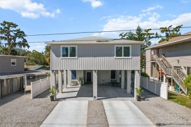 Ready for a relaxed Florida WATERFRONT life style? That is