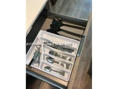 Great Investment 1 bed, 1 bath condo unit at Costa Hollywood