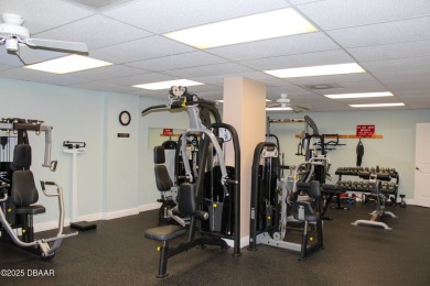 WELCOME TO THE SOUGHT AFTER BAYSHORE BATH & TENIS CLUB! ENJOY