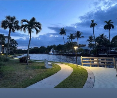 Live on this beautiful & unique secure island in the heart of Ft