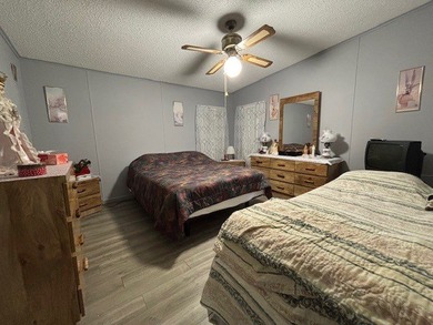 Cute 2 bedroom, 2 bathroom move in ready home. Wheelchair