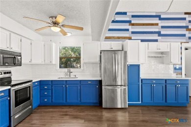 Waterfront and Waterview Property on Canyon Lake! Three combined