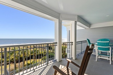 Beautifully updated top floor oceanfront villa with a huge