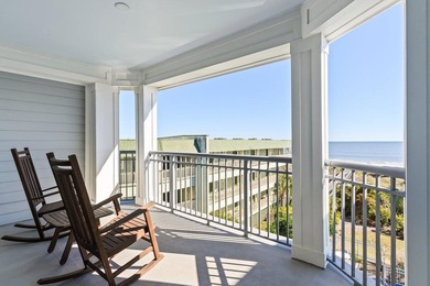 Beautifully updated top floor oceanfront villa with a huge