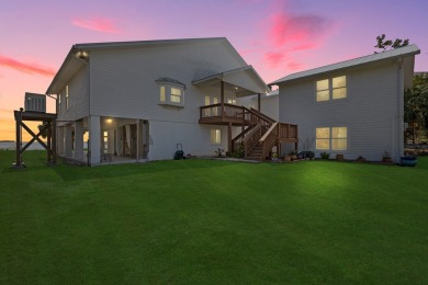 Welcome to your dream retreat on Florida's beautiful Nature