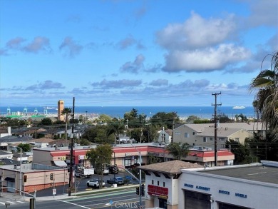 Welcome to this spacious top level unit in the Eastview