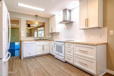 Fantastic Highly Sought after Venture Out Home! You need to