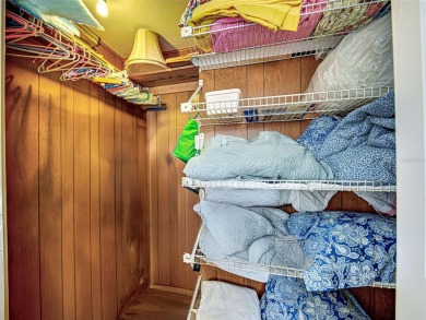 Welcome to your slice of Florida paradise! This beautiful