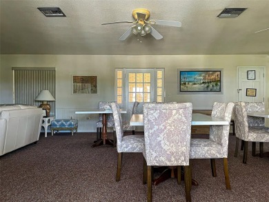 Welcome to your slice of Florida paradise! This beautiful