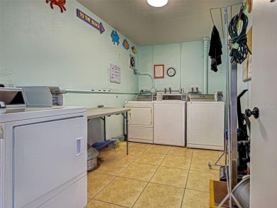 Welcome to your slice of Florida paradise! This beautiful