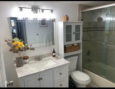 Beautiful and well-maintained 1 bedroom, 1 bathroom condo