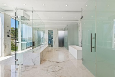 Stunning Bay/Canal Contemporary Residence- 100+ ft on deep water