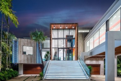 Stunning Bay/Canal Contemporary Residence- 100+ ft on deep water