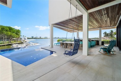 Stunning Bay/Canal Contemporary Residence- 100+ ft on deep water