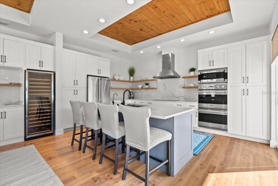 Under contract-accepting backup offers. Welcome to La Linda