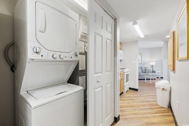 Stunning views from this ocean view one bedroom unit. This unit