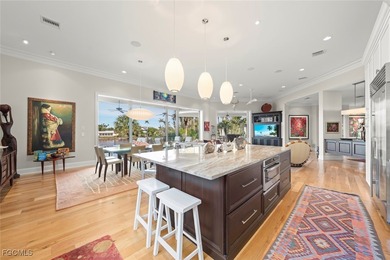 Magnificent Near-Beach Residence with Gulf-View Rooftop Deck