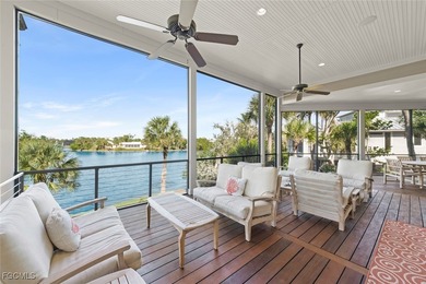 Magnificent Near-Beach Residence with Gulf-View Rooftop Deck