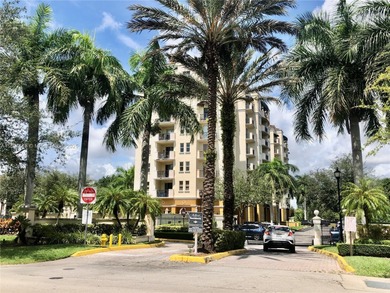 Bathed in natural light, this spacious 7th-floor split 2BR/2BA
