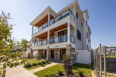 Just what you have been waiting for... Bayfront with walkability