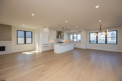 Just what you have been waiting for... Bayfront with walkability